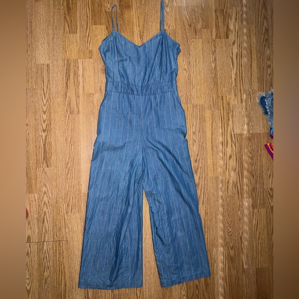 Jumpsuit - Picture 2 of 5